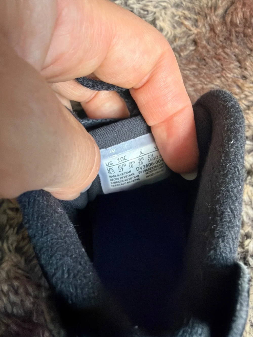 Jordan 9.5 boy shoes